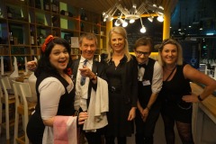 6-Im-Kostuem-mit-Petra-Altendorfer