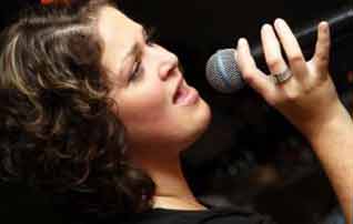 Gesang Chaoskellner Babsi